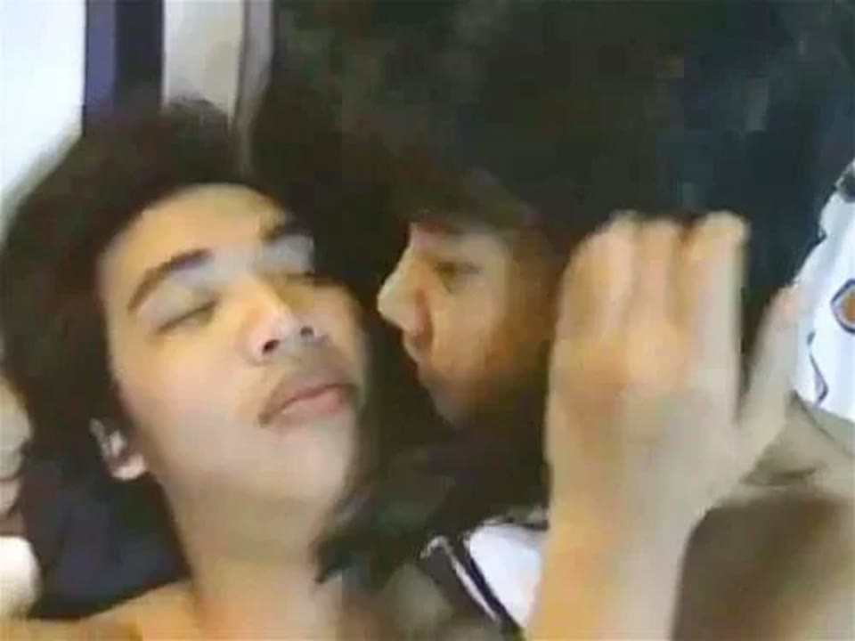 ภาพตัวอย่าง คู่รัก - หนุ่มสาว